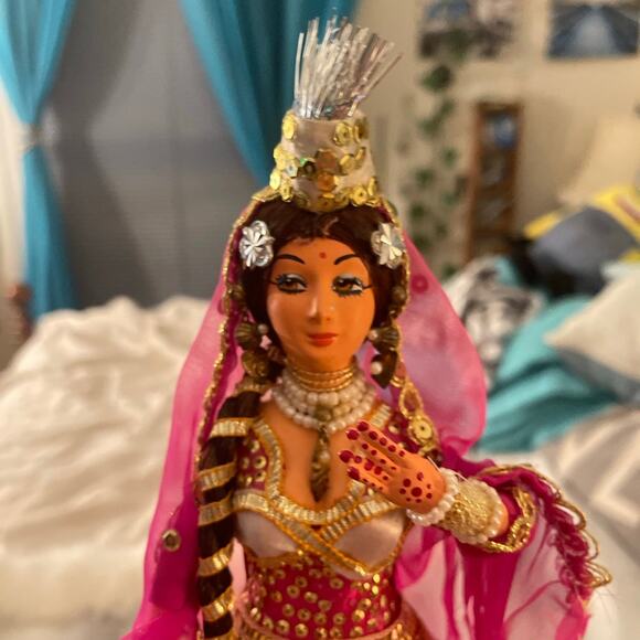 ANTIQUE 1920'S AMRAPALI Indian doll bY MS ARTS Dancer DOLL - Picture 5 of 9